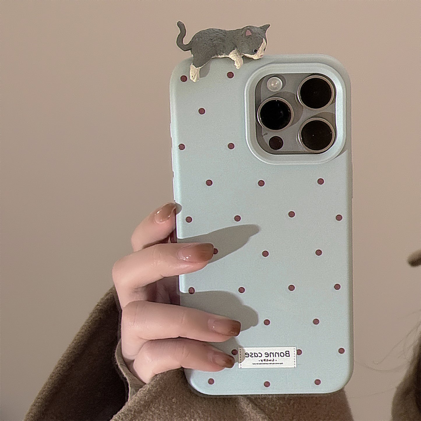 3D Cat Minimalist Polka Dot iPhone 16pro Case